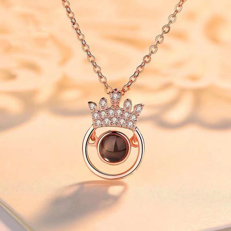 Crown Shaped Custom Pet Projection Necklace - The Pet Pillow